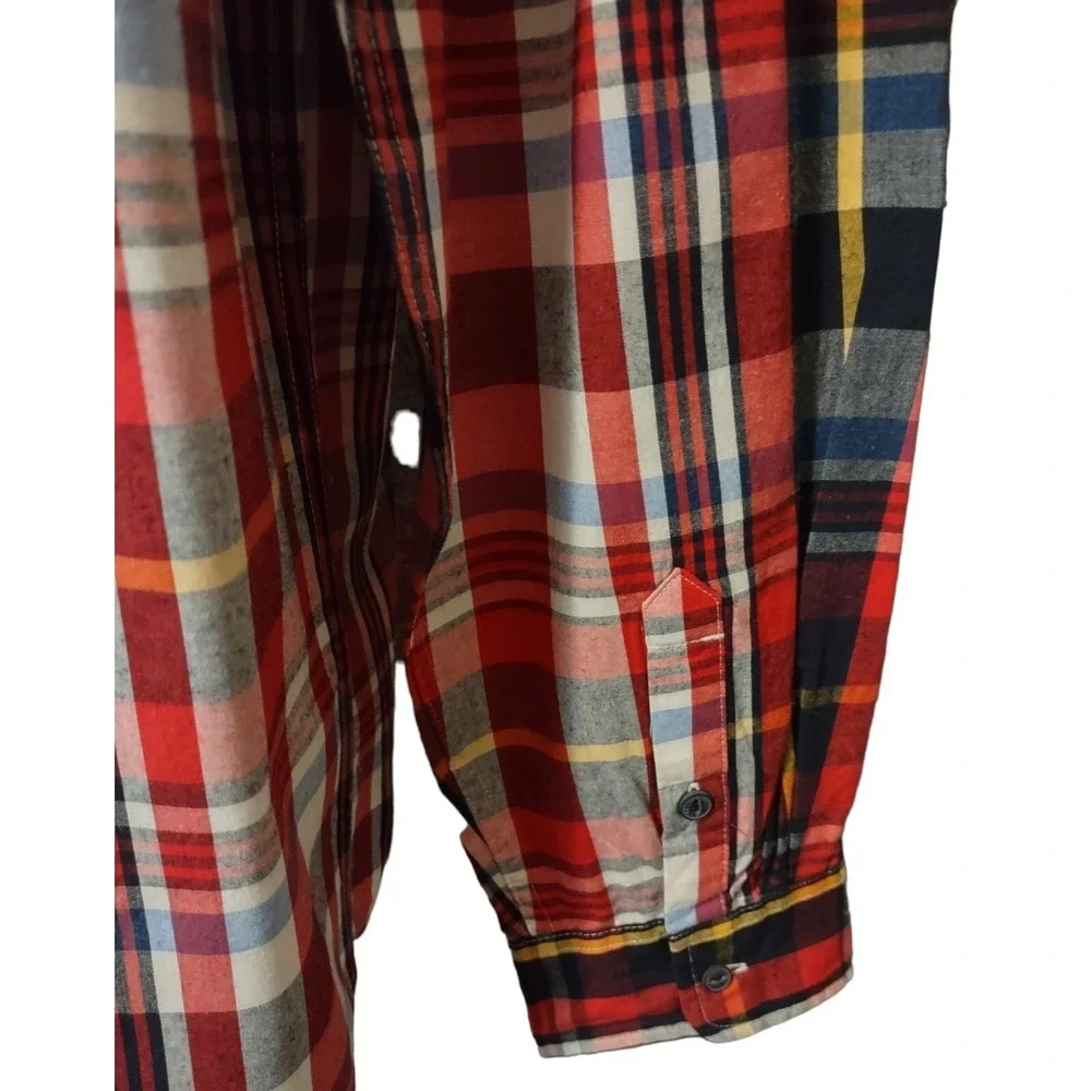 Levi's Shirt XXL Men's Plaid Red Multi Color Long Sleeve Button Down Cabin Core‎